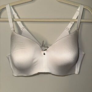 Bali White Full Coverage Ever Smooth Bra